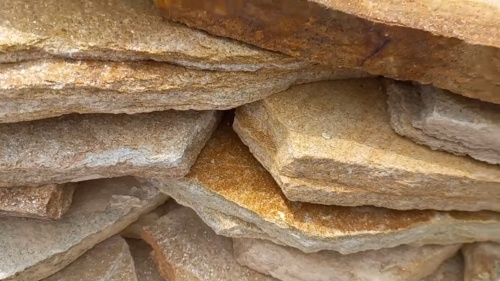 Плитняк златолит жёлтый золотистый для фасада 1,5-3см купить в Тамбовской области