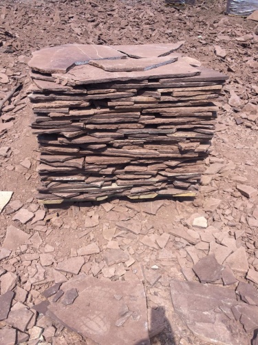 Плитняк лемезит бордовый для цоколя 1,5-2 см купить в Тамбовской области