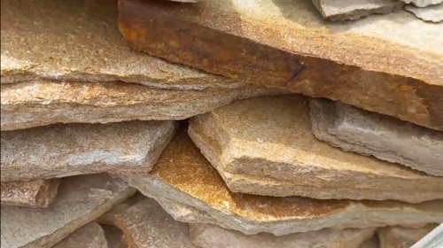 Плитняк златолит жёлтый золотистый для отмостки купить в Тамбовской области