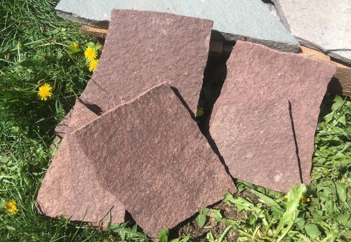 Плитняк лемезит бордовый для цоколя 1,5-2 см купить в Тамбовской области