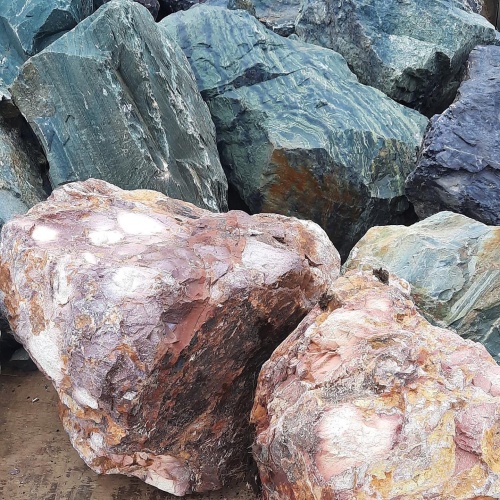 Ландшафтные глыбы красно-фиолетовые 200-1000 килограмм купить в Тамбовской области
