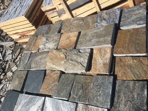 Плитка пилёная златолит Уральский для цоколя, отмостки купить в Тамбовской области