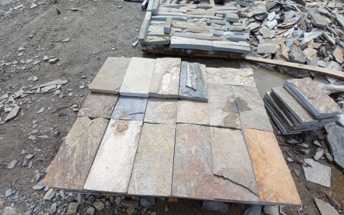 Плитка пилёная златолит Уральский для цоколя, отмостки купить в Тамбовской области