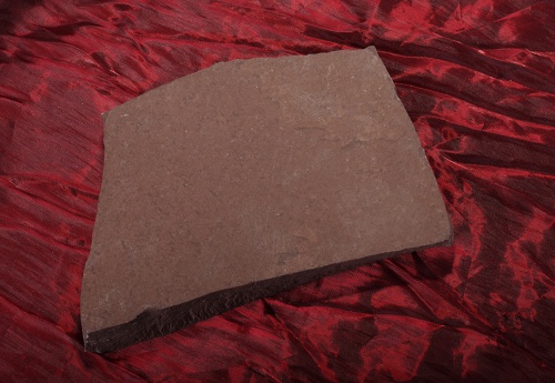 Плитняк лемезит бордовый для цоколя 1,5-2 см купить в Тамбовской области