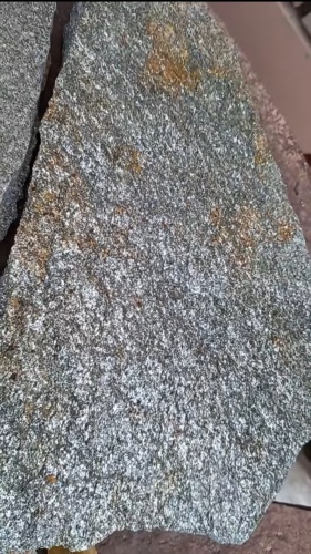 Плитняк златолит серебристый для цоколя, отмостки купить в Тамбовской области