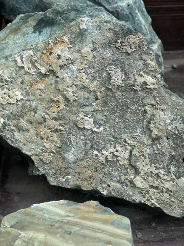 Ландшафтные глыбы зелёные 200-500 килограмм купить в Тамбовской области