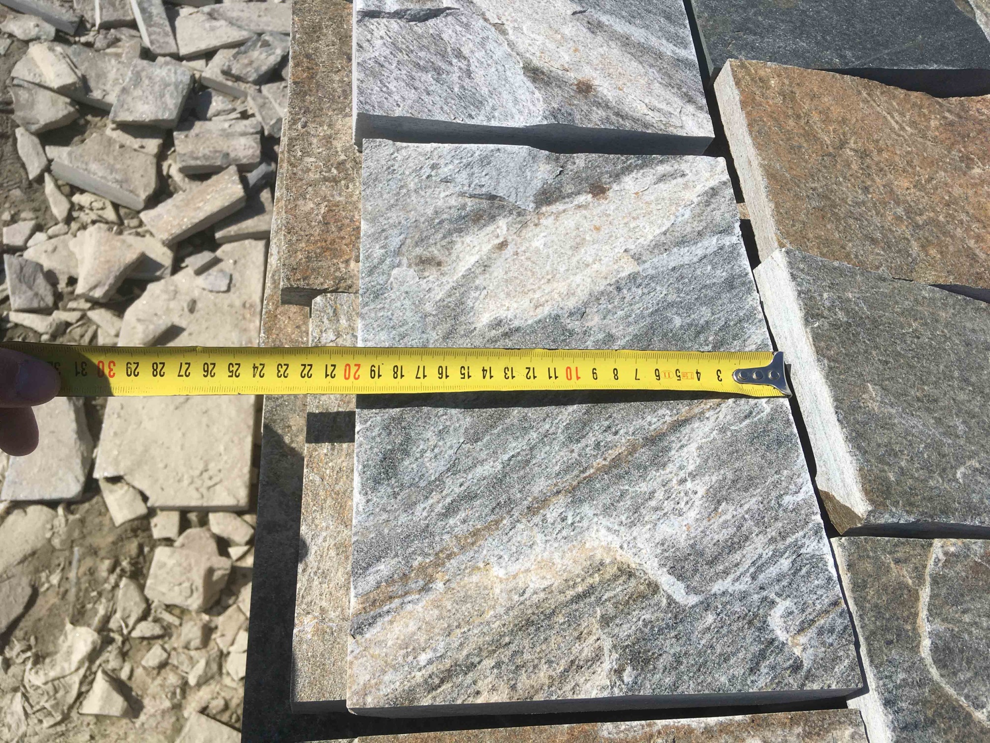 Плитка пилёная златолит Уральский для фасада купить в Тамбовской области