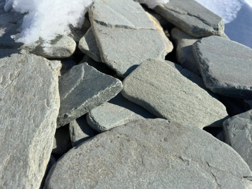 Плитняк златолит зелёный галтованный для фасада купить в Тамбовской области